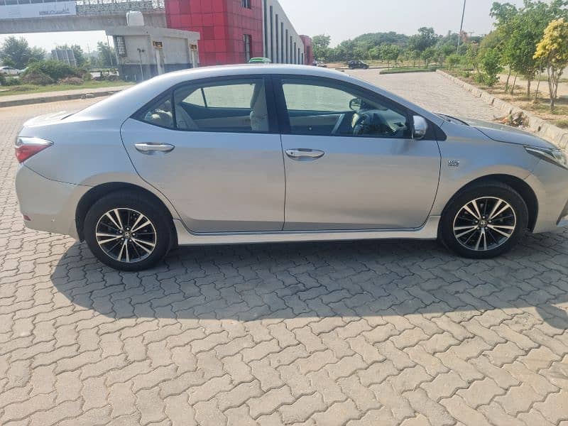 Toyota Corolla Altis 1.6 2019 model 13