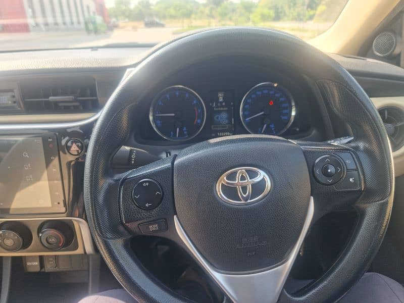 Toyota Corolla Altis 1.6 2019 model 14