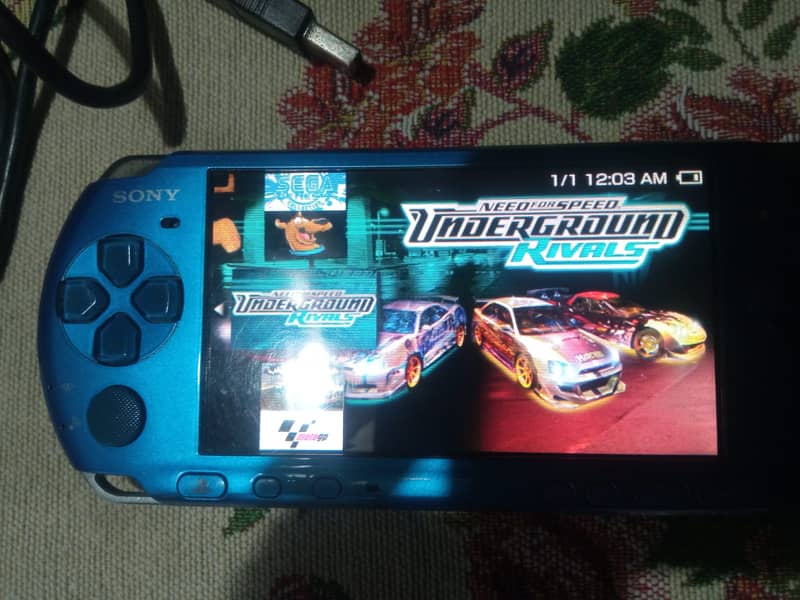 Sony PSP 3003-Blue (64 GB) 8