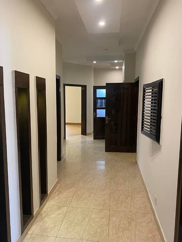 1 Kanal Upper Portion For Rent In DHA Phase 6 16