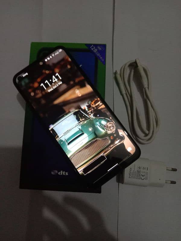 Infinix hot 9 (4/128) 4