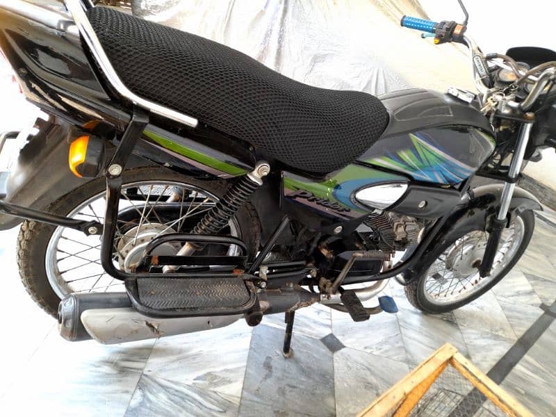 Honda 100cc Pridor 2019 Model Black Sialkot Home user Bike for sale 6