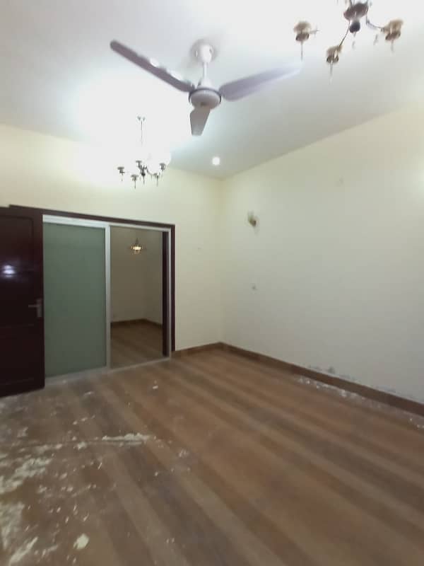 10 Marla Lower Portion Available For Rent in BAHRIA TOWN Ph;4 Rawalpindi 3