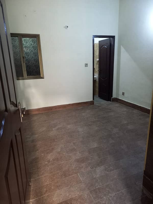 Ten Marla Upper portion Available For Rent in Civil Defence, Near DHA Phase 1 D Block Lahore 4