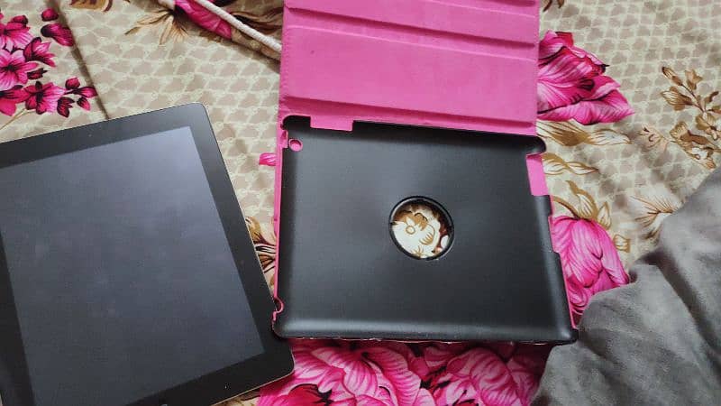 iPad 2 (A1395) for sell in a good condition 2