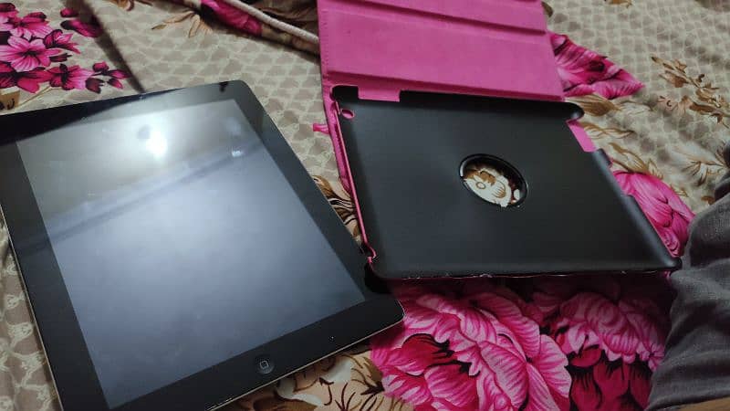 iPad 2 (A1395) for sell in a good condition 3