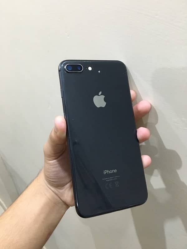 Iphone 8 plus 265gb with orignal box. 7