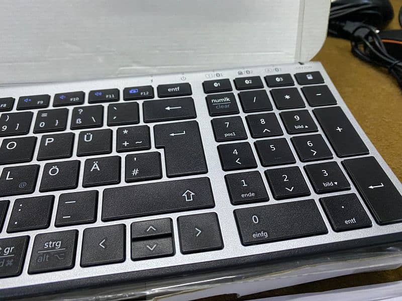 Wireless Keyboard For sale 3