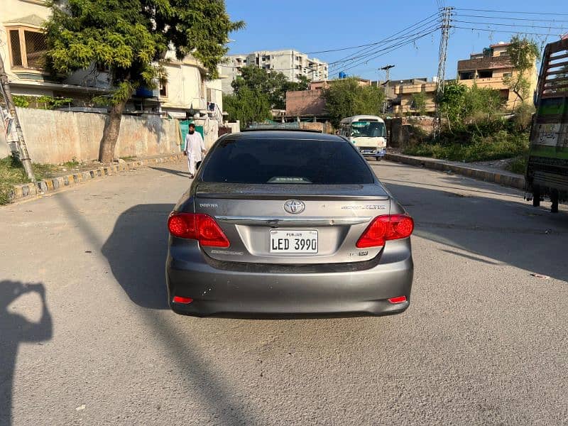 Toyota Corolla Altis 2012 Sunroof automatic 1.6 1