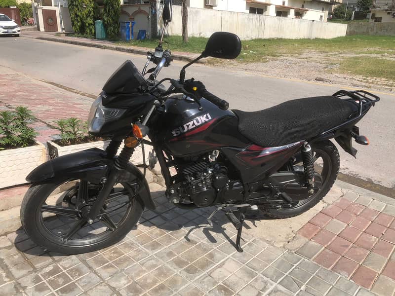 Suzuki GR 150 2022 2