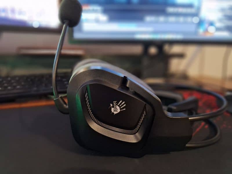 Bloody MR575 wireless RGB Gaming headset 1