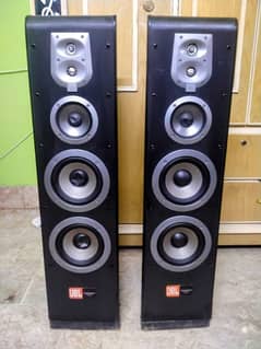 JBL Tower speakers model ES80