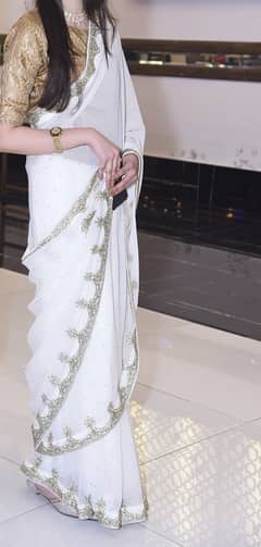 White shiffon saree