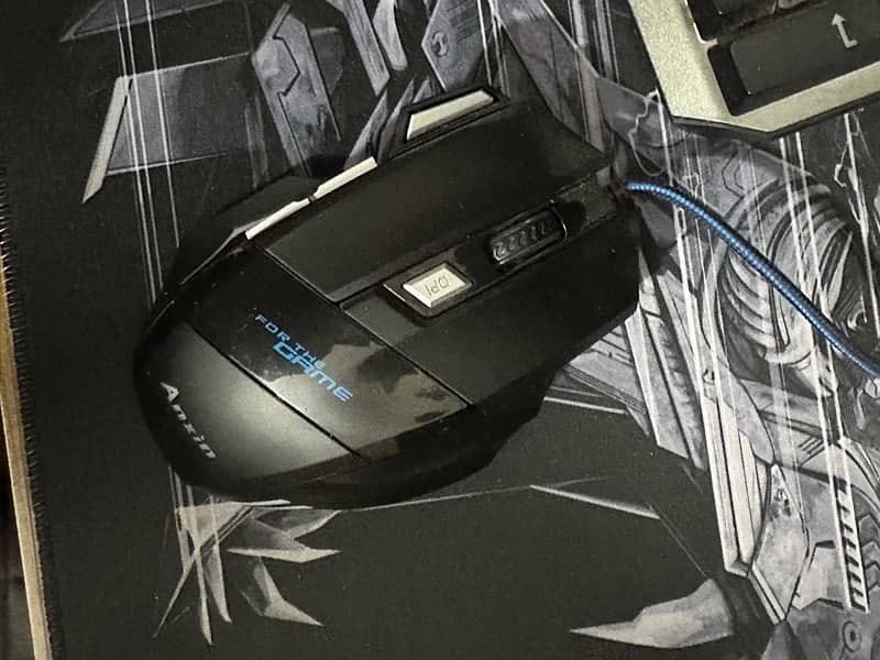 anixen G2 gaming mouse 3