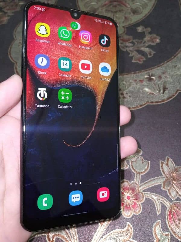 Samsung A50 1