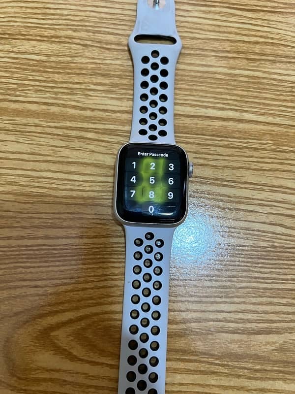 Apple Watch Series 4 Nike edition 0