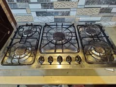 Kitchen Stove with 5 burners for sale