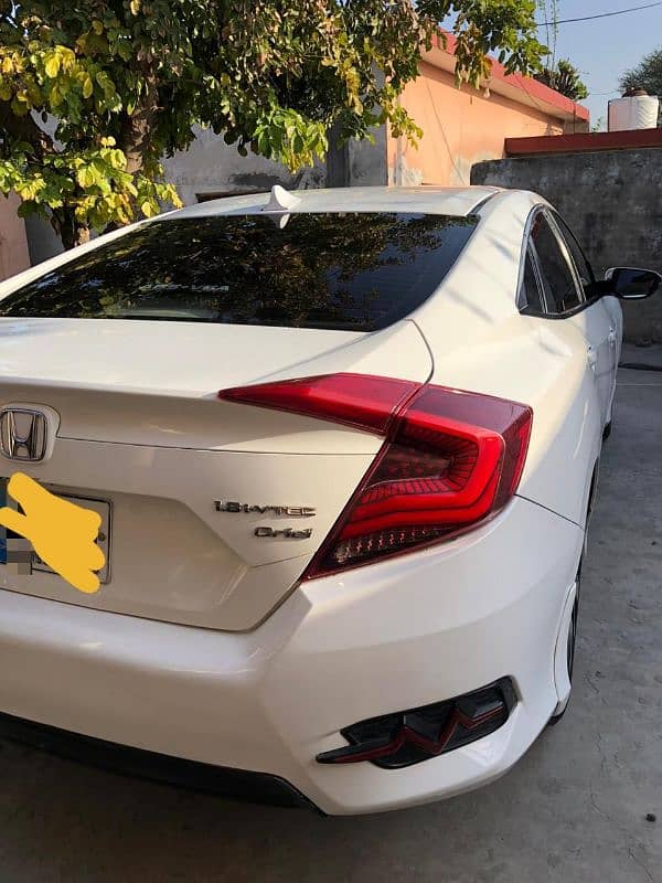 Honda Civic Oriel 2018 2