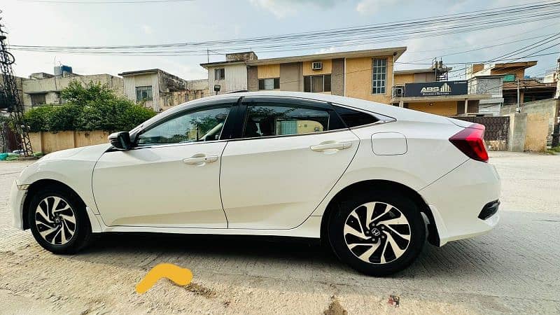 Honda Civic Oriel 2018 3