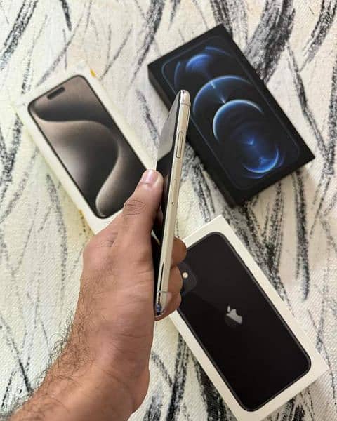 iphone x 256gb PTA approved contact to 03073909212 WhatsApp 4