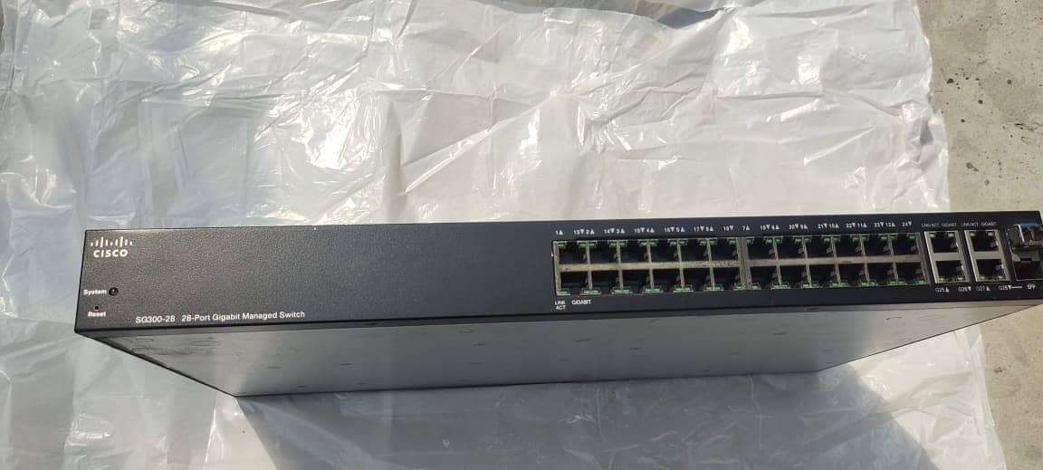 Cisco SG300-28P manageable non poe 1