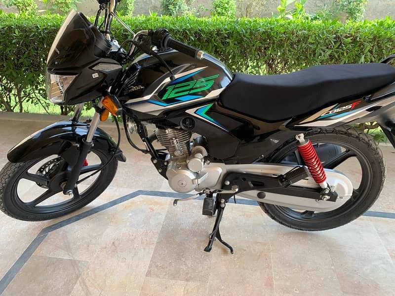 HONDA CB-125 F 2024, Sukkur registered. 0