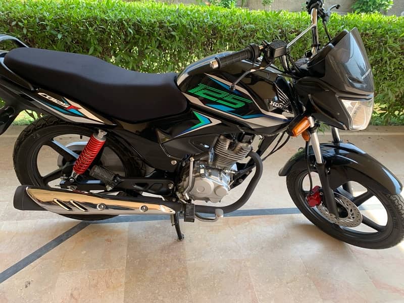 HONDA CB-125 F 2024, Sukkur registered. 9