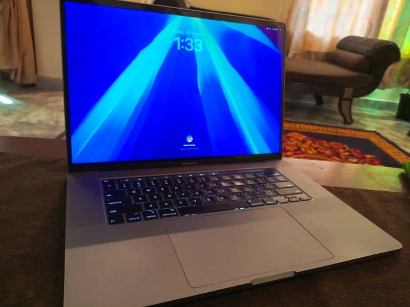 Macbook Pro 2019 16inch 0