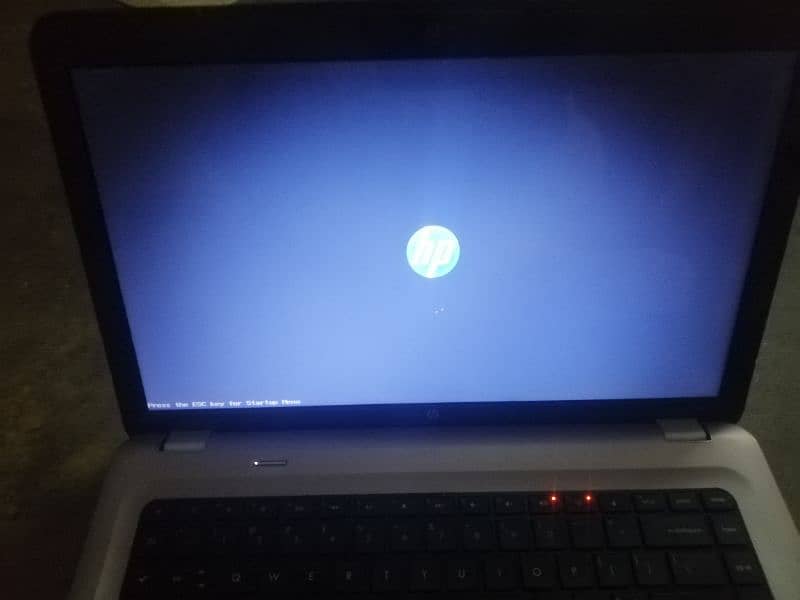 HP laptop dv6 11