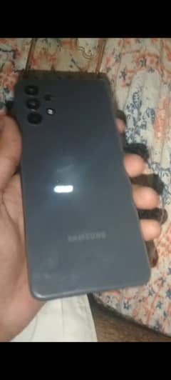 SAMSUNG A32