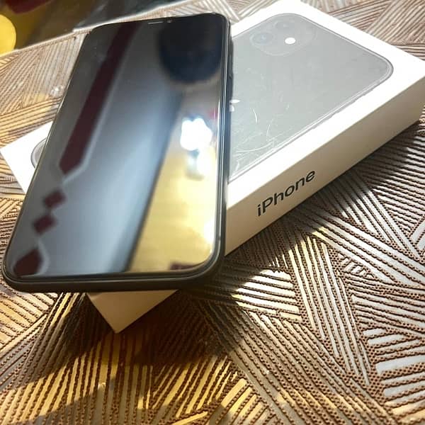 IPHONE 11 JV 128 gb 7