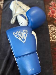 boxing gloves  leather 100%