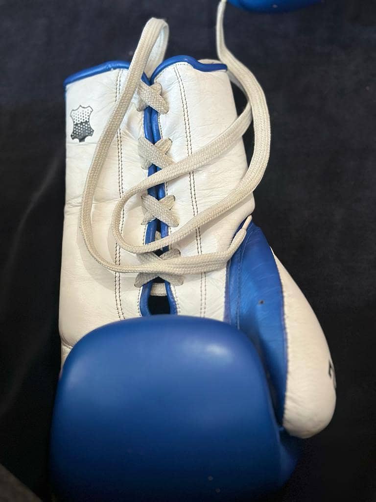 boxing gloves  leather 100% 1