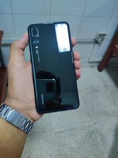 Huawei P20 pro 6/128 Dual 0