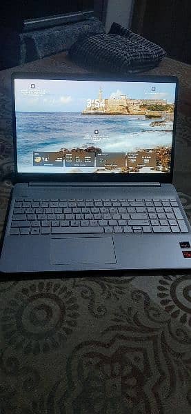 HP Laptop AMD Ryzen 7 4700u in best condition is for sale 2