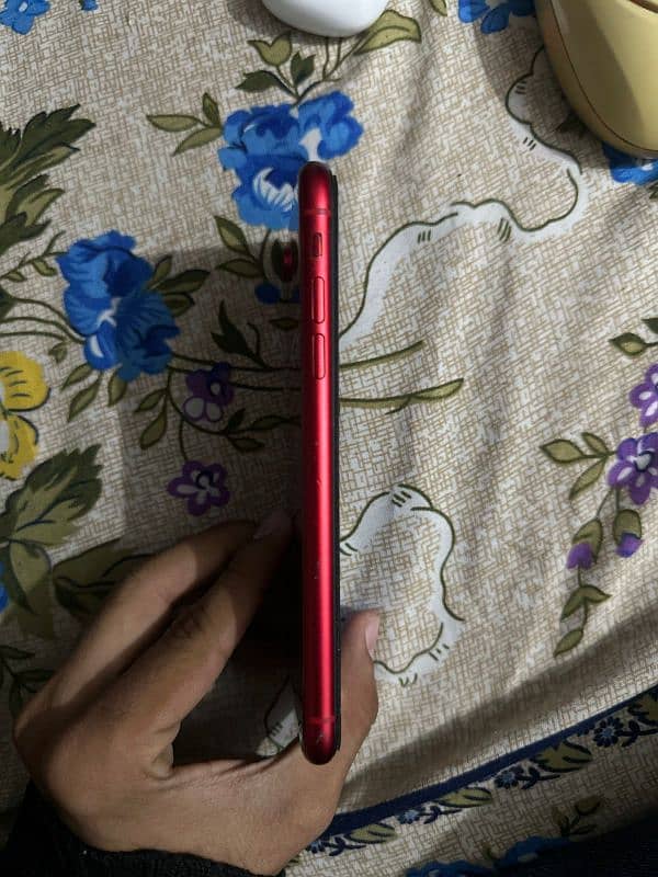 iphone XR urgent sale face Lock on ha 1