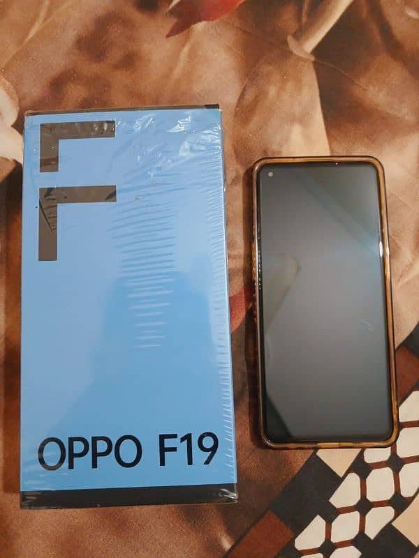 OPPO F19 for sale, 9.7/10 condition 1