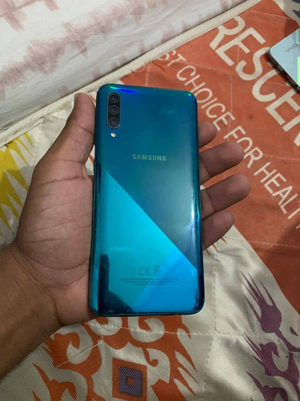 Samsung A30s 6