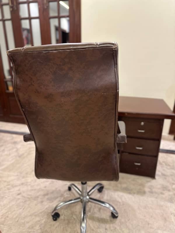 Executive Office Chair for Sale 1