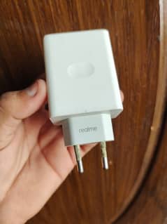 realme 18 watt original box wala charger available