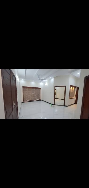 Upper Portion For Rent in G-13 (7 Marla) Brand new 7