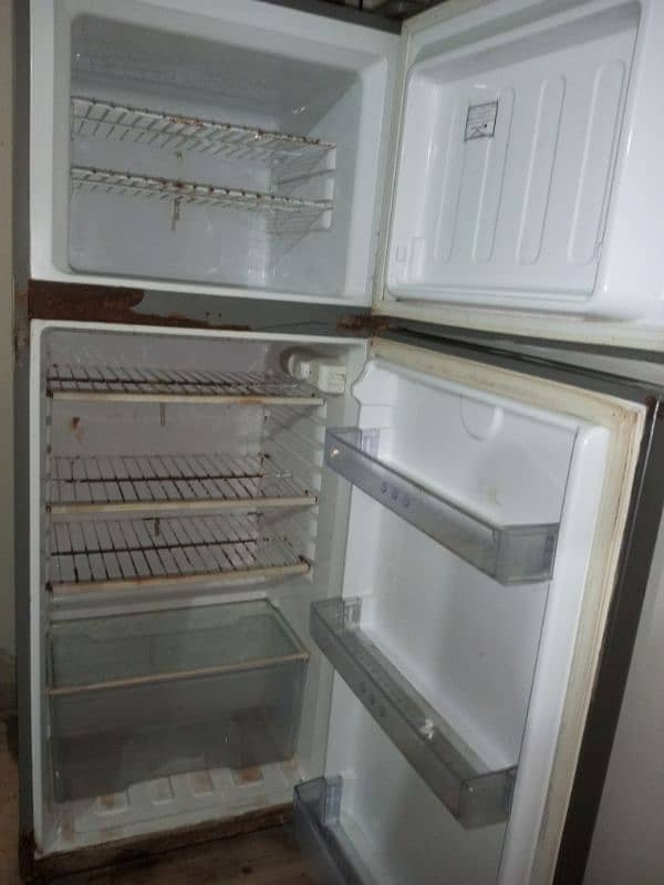 HAIER REFRIGERATOR/ fridge 3