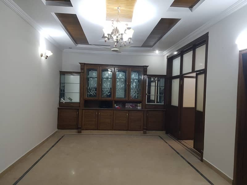 Upper Portion For Rent In G-13 (10 Marl A) 22