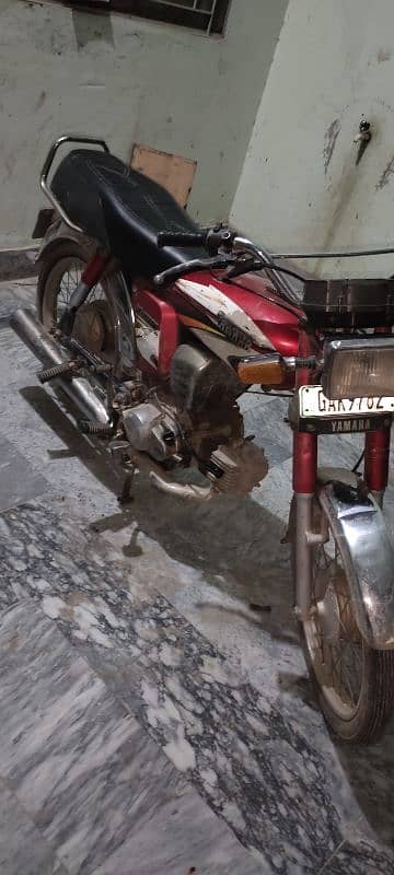 4 stroke Yamaha 3