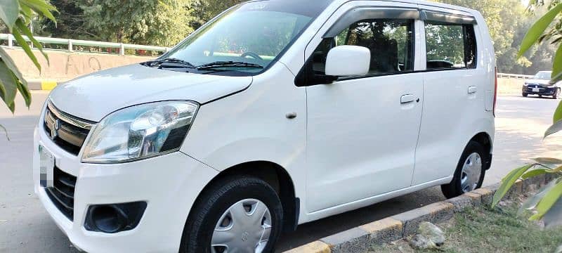 Suzuki Wagon R 2018 1