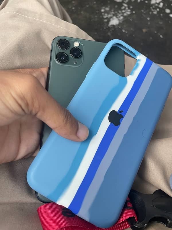 IPhone 11 Pro Max LLA 7