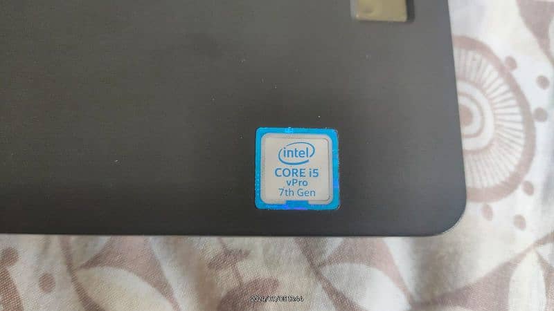 Dell laptop core i5 7gen 4