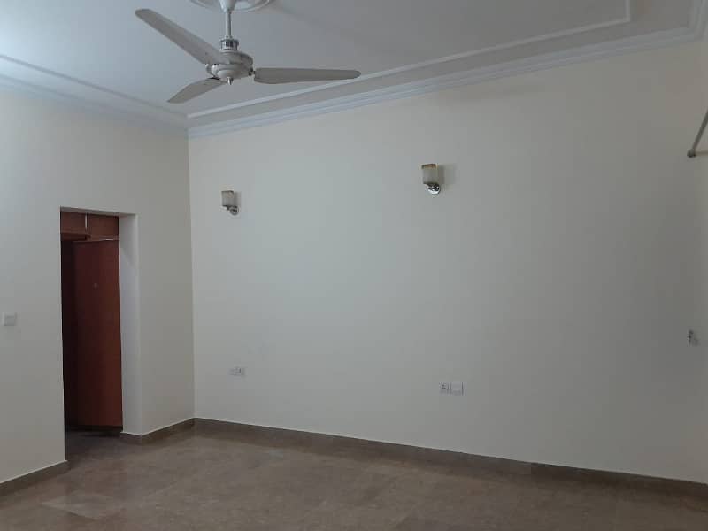 1 Kanal Upper Portion Available For Rent In DHA Phase 5 Block-A 0