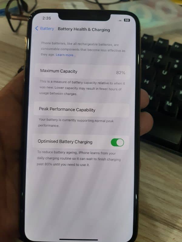 urgent sale Iphone xsmax 256Gb PTA approved 5