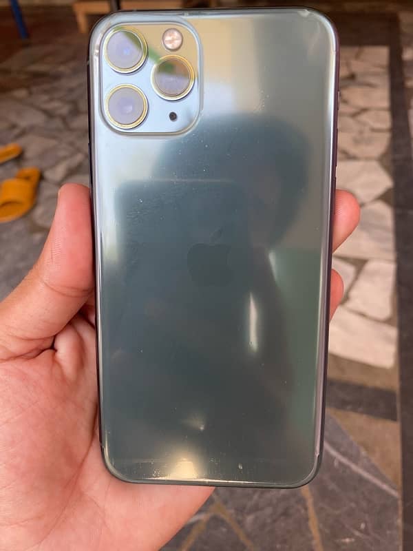 iPhone 11 Pro | Non Pta Factory Unlock | 256GB | Water Pack 4